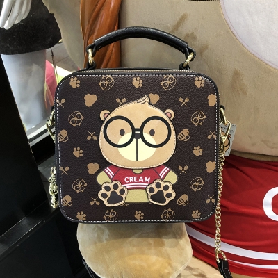 1088-3 CREAM BEAR Creme Bär Tasche Damen neue kleine quadratische Tasche Cartoon süße Bär Schulter Umhängetasche