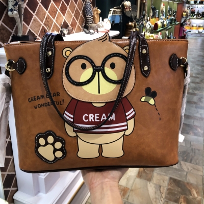 C1035-4 CREME BÄR Tasche, niedliche Cartoon-Tragetasche mit großem Fassungsvermögen, große Schultertasche, Pendeltasche, Mumientasche