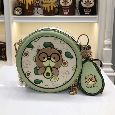C1216-3 Cremefarbene Bärentasche, neue, niedliche runde Tasche mit Avocado-Grün-Cartoon, One-Shoulder-Umhängetasche