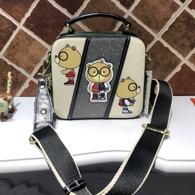 C1207-1 CREAM BEAR Creme Bär Tasche Damen Neue kleine quadratische Tasche Cartoon süße Bär Tasche One Shoulder Messenger Bag